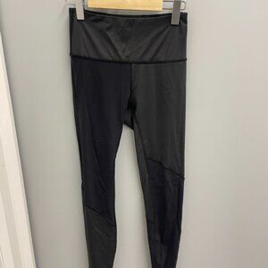 Lululemon black leggings